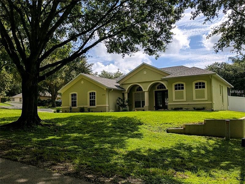 1st image of 10300 Carlson Cir