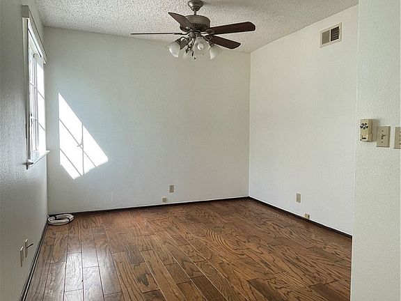 4th image of 412 Potter St