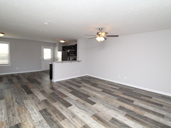 5th image of 1611 Railton Ct Unit J