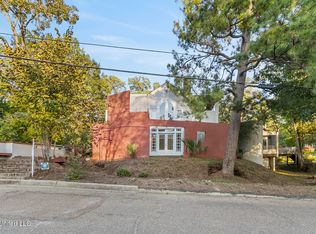 1402 Hazel St, Jackson, MS 39202