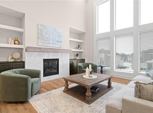 2139 NW Killarney Ln, Lees Summit, MO 64081