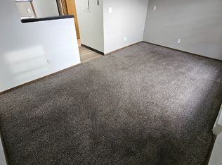 3719 W 9th St APT 7, Waterloo, IA 50702