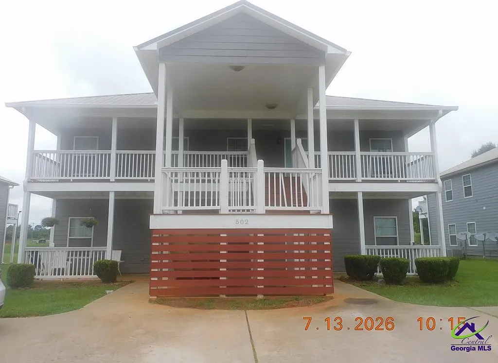 2 bed, 2.0 bath, 1250 sqft, $1,250 — Photo 1