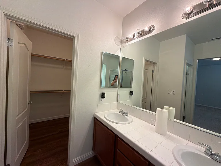 5406 Ripple Cove Way — Photo 15