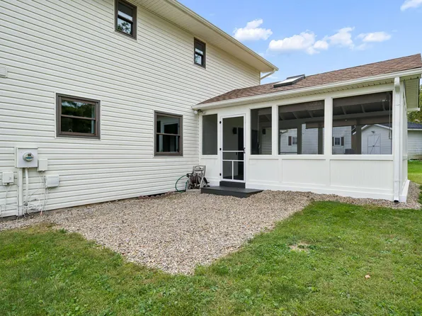 2900 Granada Hills Dr, Columbus, OH 43231