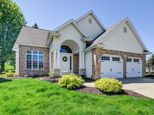 1703 Suwannee Cir, Waunakee, WI 53597