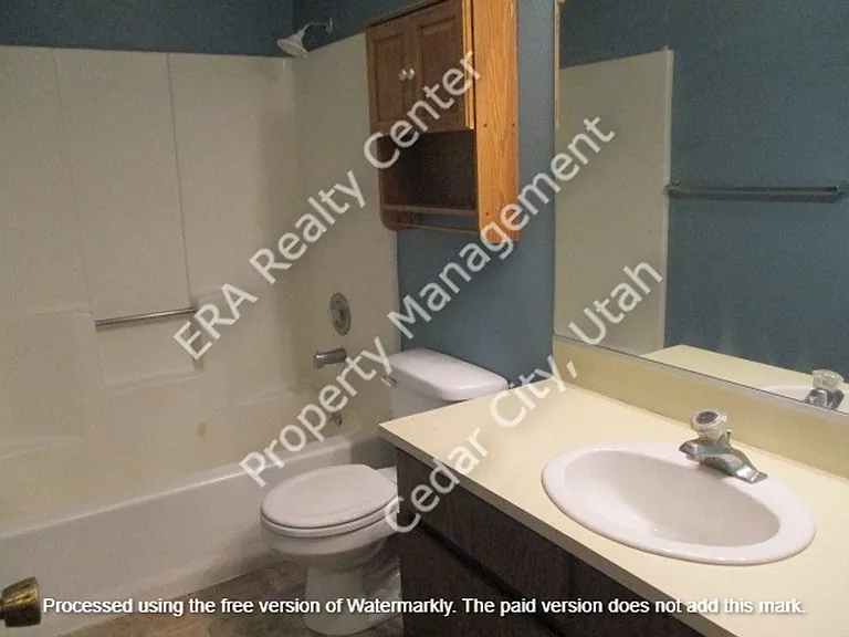 431 E Fiddlers Canyon Rd — Photo 6