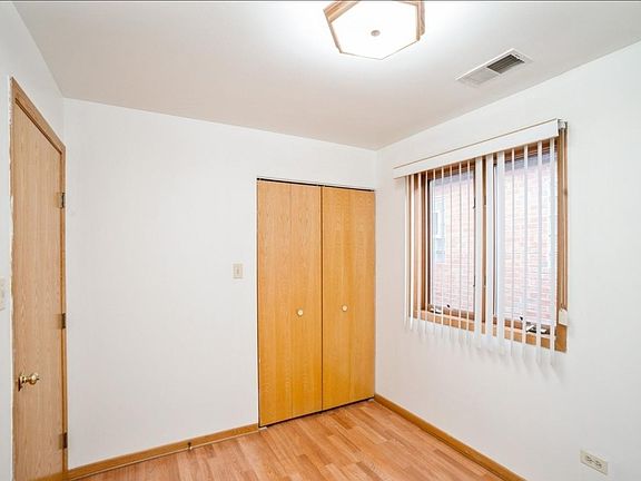 3rd image of 2626 S Emerald Ave #2