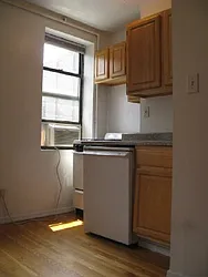 Rented by Tower Brokerage