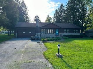 5336 Meadowbrook Dr, Fort Wayne, IN 46835