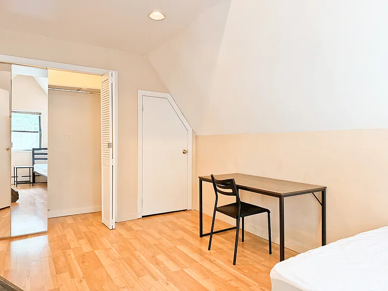 5856 Darlington Rd #4 — Photo 9