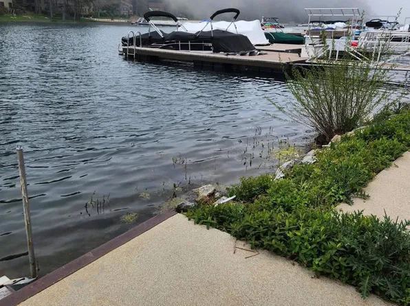 27614 Meadow Bay Dr, Lake Arrowhead, CA 92352