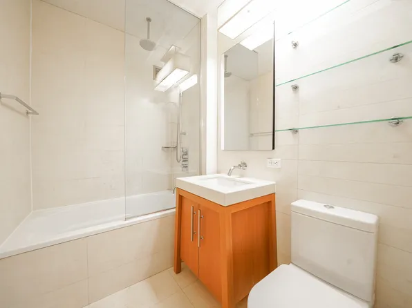 88 Greenwich Street image 6 of 10