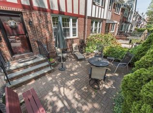 21-68 46th St #1, Astoria, NY 11105