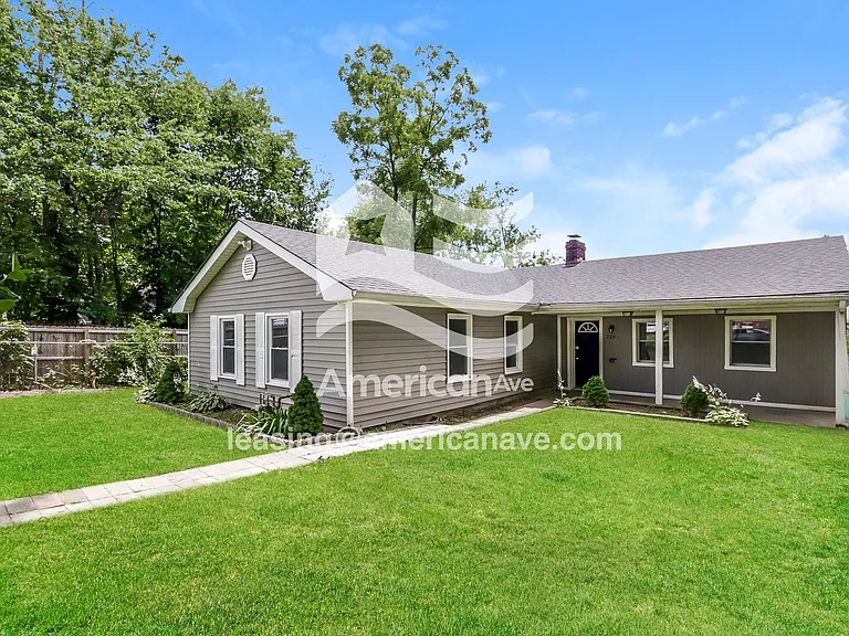 776937_002_front_view_2.jpg