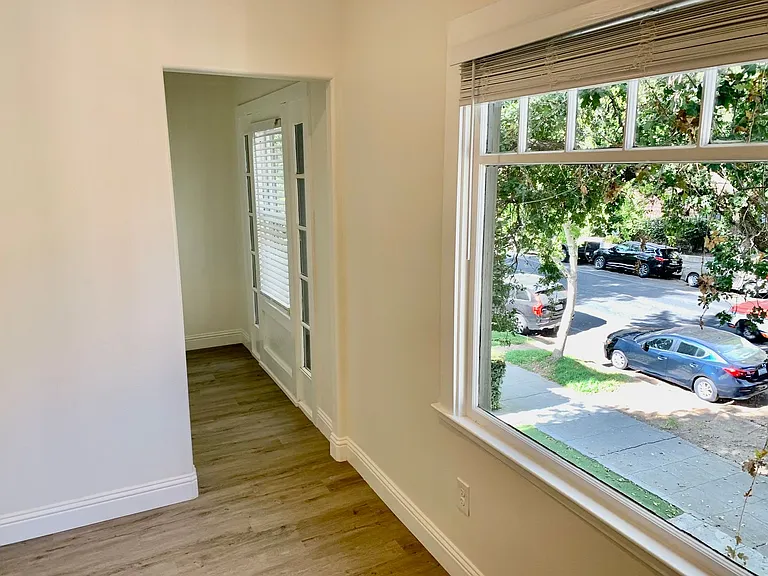 2424 L St #2 — Photo 15