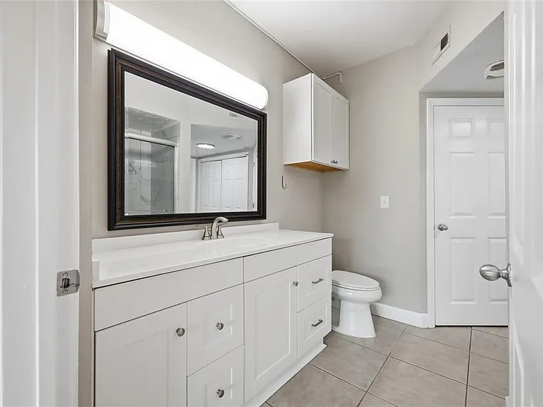 204 E South St #4053 — Photo 13