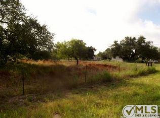 155 Fay Dr, Lytle, TX 78052