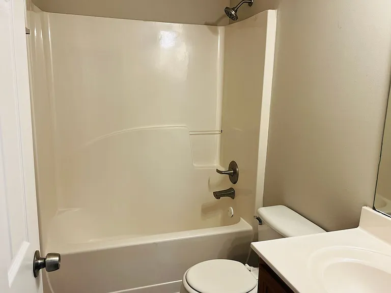 4014 Carisbrook Dr — Photo 24