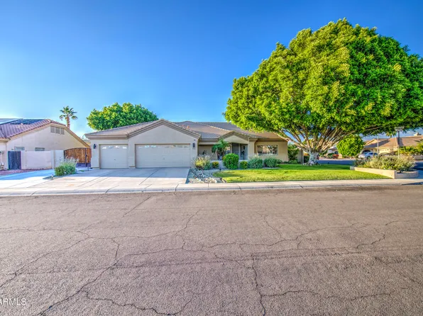 8748 W MAUI Lane, Peoria, AZ 85381