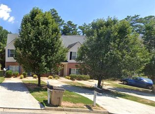 283 Brookview Dr, Riverdale, GA 30274