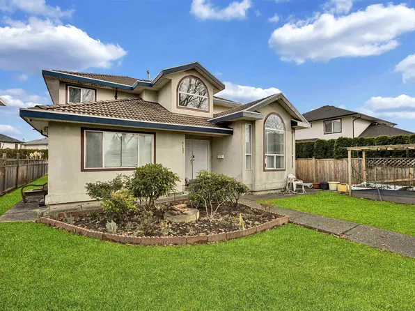 6122 168th St, Surrey, BC V3S 3X8