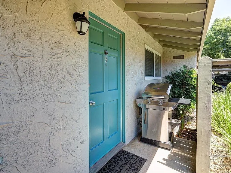 Chico Villa East Apartments — Photo 6