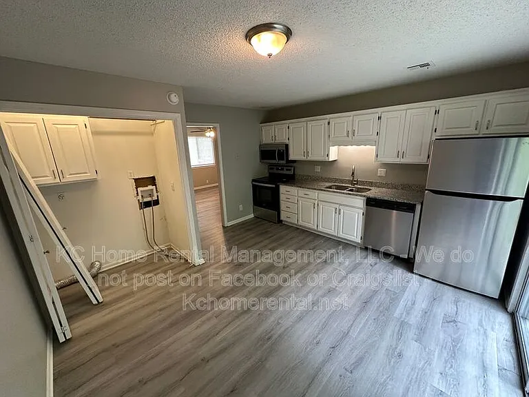 4711 Switzer Rd — Photo 8