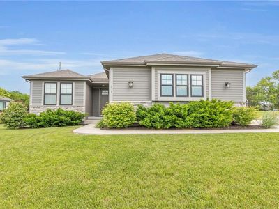 301 Sunrise Dr, Louisburg, KS, 66053