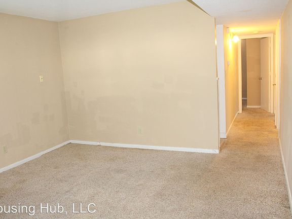 3rd image of 1151 Norton St
