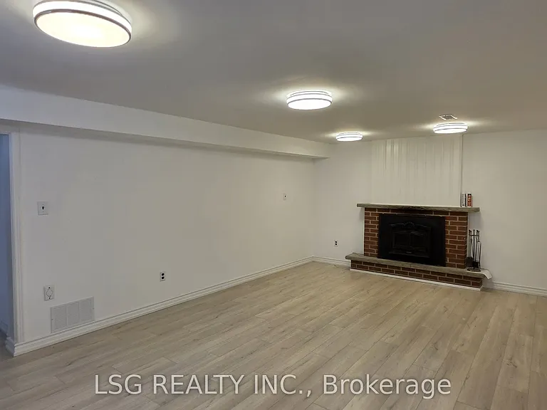 81 Norgrove Cres — Photo 9