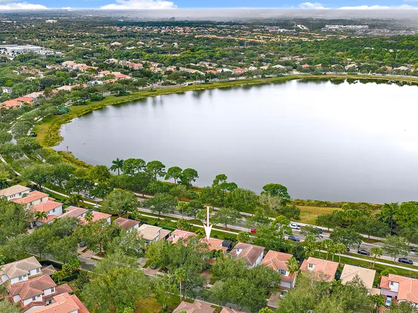 729 Duchess Ct, Palm Beach Gardens, FL 33410