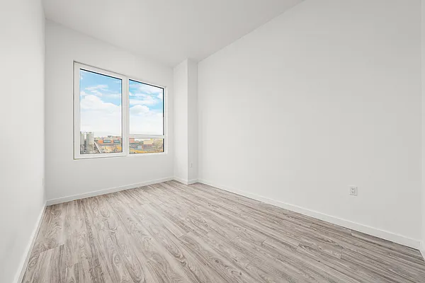 Rented by Nooklyn NYC LLC | media 72