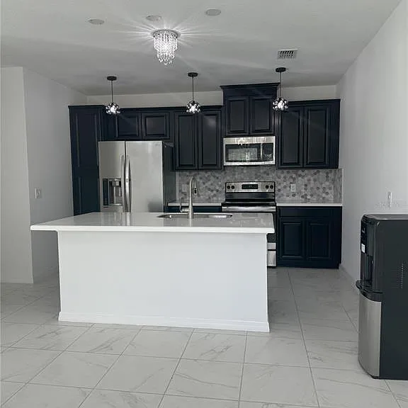 3370 Beaute Dr — Photo 5