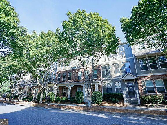 2nd image of 708 Village Field Ct
