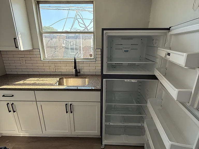 513 Woodcliffe Rd — Photo 8
