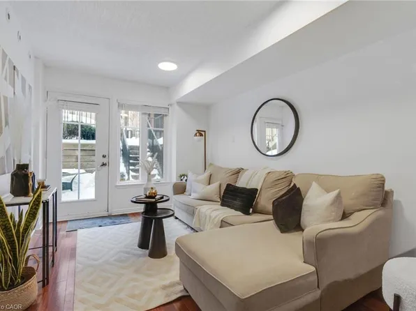 38 Western Battery Rd #632, Toronto, ON M6K 3N9