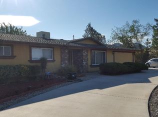 19054 Munsee Rd, Apple Valley, CA 92307