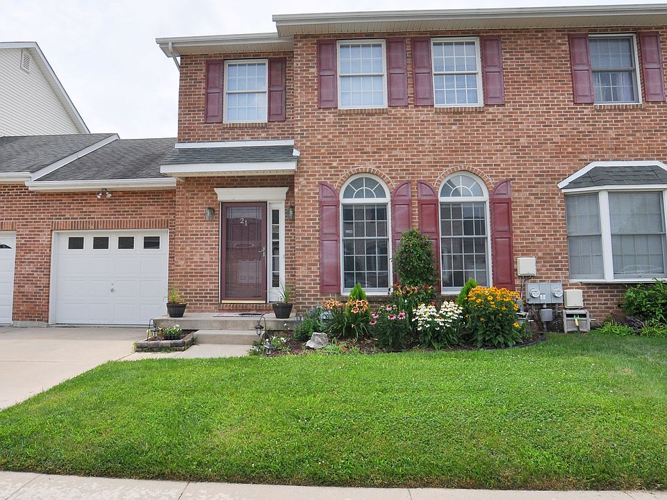 1st image of 21 Marble House Dr