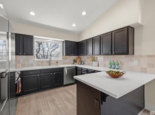 994 Yellowhammer Ct, Sparks, NV 89441