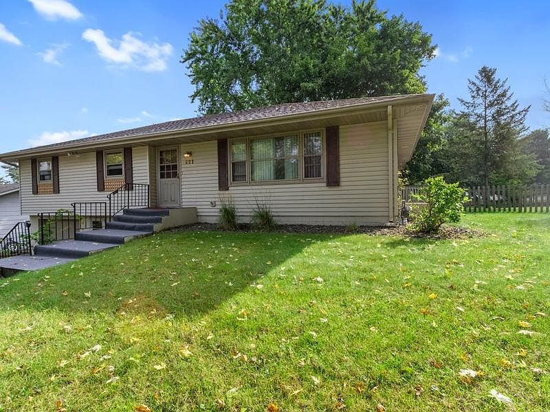 1st image of 401 N Linden St