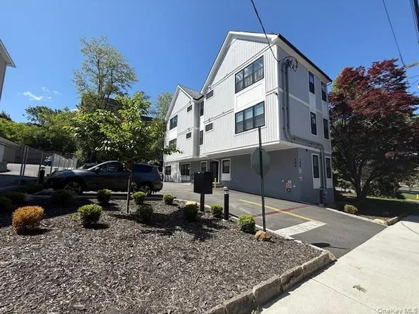 308 Battle Ave #6, White Plains, NY 10606