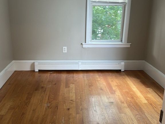 4th image of 18 Bird St #2B