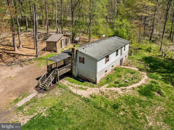 210 Birch Ln, Pottstown, PA 19465