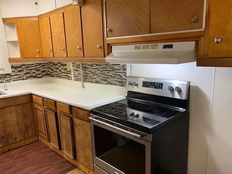 33 Coal St #33 — Photo 7