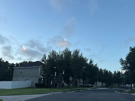 4th image of 1885 Scrub Jay Rd