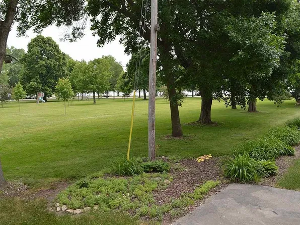 265 N Park Ave, Neenah, WI 54956