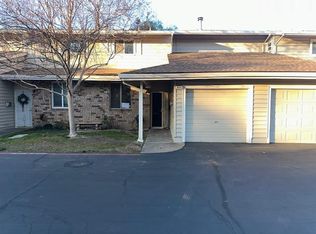 8235 La Riviera Dr, Sacramento, CA 95826