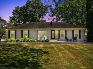 9040 N Iroquois Rd, Bayside, WI 53217