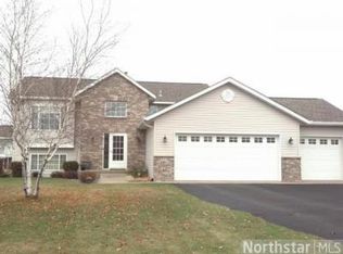 945 Sundance Ct, Sartell, MN 56377